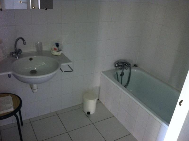 Hotel Les Dentelles Vacqueyras Szoba fotó